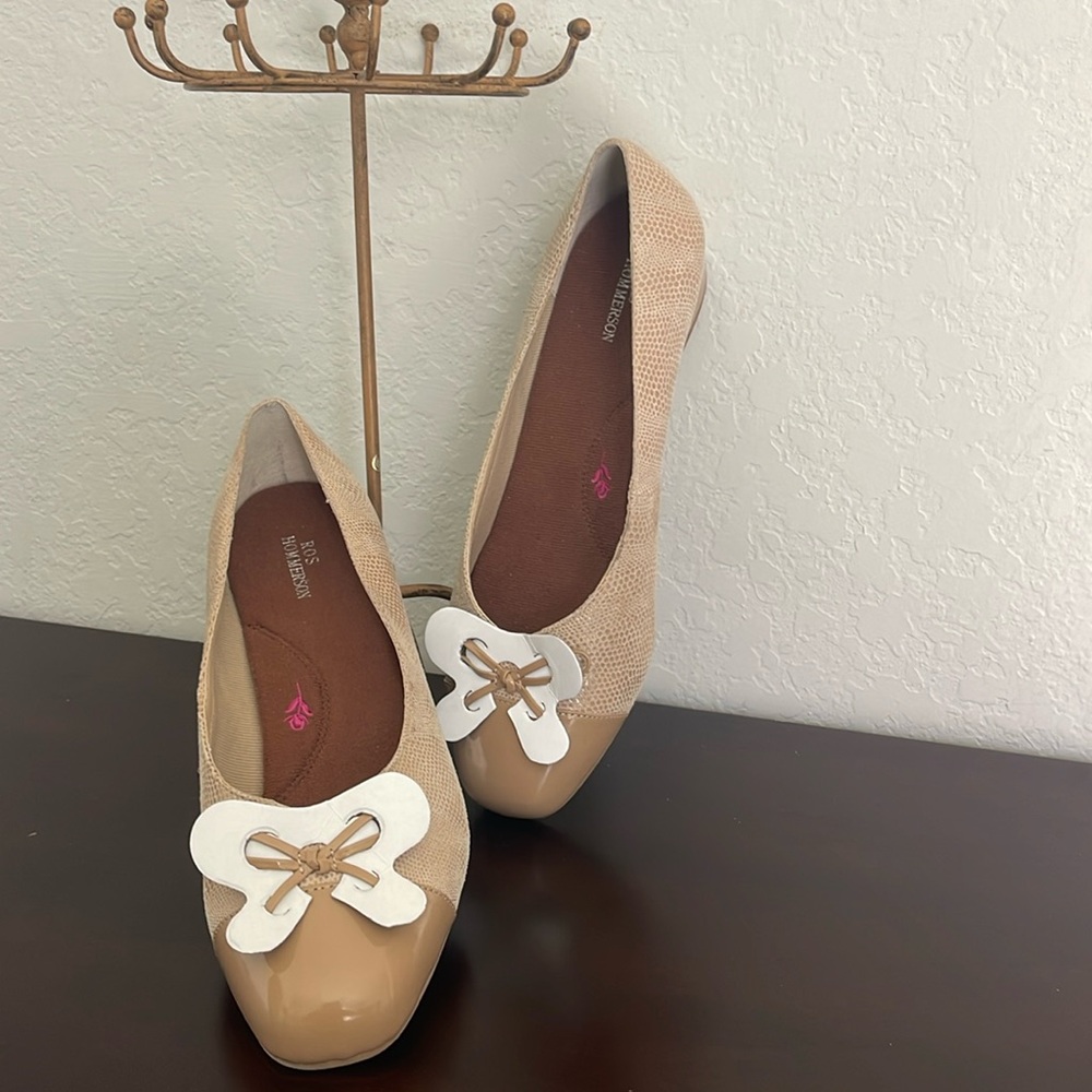 Like new, Ros Hommerson leather loafers
